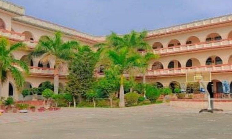  Sant Sar Public Senior Secondary School