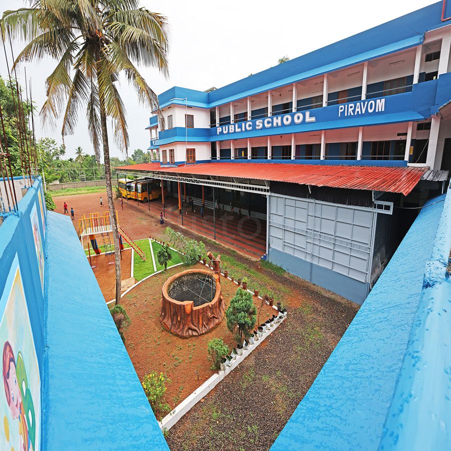  Vivekananda Public School