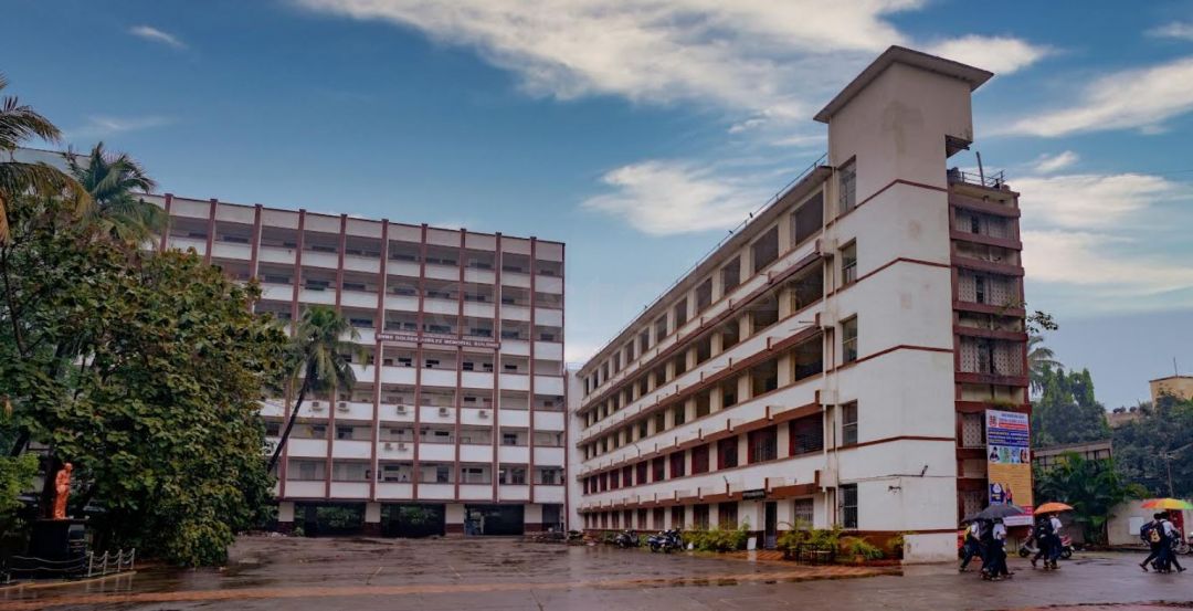  Sree Narayana Guru Central School