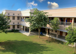 Schools in Dani Limbada, Ahmedabad, Sheth C.N. English Medium School, Ambawadi Rd, Dr Ambedkar Colony,  Ambawadi,  Ambawadi, Ahmedabad