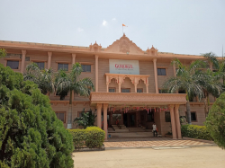 Shree Swaminarayan Gurukul International School, Kumbhari, boarding school in Solapur