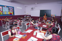 Schools in Mth Compound, Indore, QUEENS COLLEGE,  Post Kasturbagram, Khandwa Road, Khandwa Road, Indore