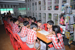 ICSE Schools in Jhandewalan, Delhi, Swami Hariharanand Public School, 21, 22, Geeta Prachar Bhawan, Yamana Bazaar, Phoolwali Gali, ,  Phoolwali Gali, Delhi