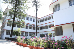 Schools in Dehradun, Scholars Home, 153, Rajpur Road, Dehradun, Uttarakhand INDIA Junior Section : 1, Astley Hall, Dehradun, Uttarakhand INDIA, Doon Vihar,Jakhan, Dehradun