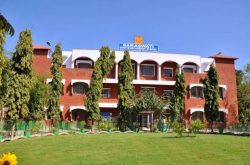 SARASWATI SENIOR SECONDARY SCHOOL, Narnaul, boarding school in Mohindergarh