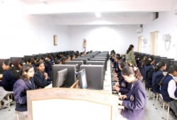 Rani Laxmi Bai Memorial School Galley Image 4