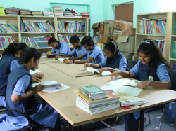 SRI VIDYANIKETAN PUBLIC SCHOOL Galley Image 4