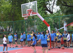 Scindia Kanya Vidyalaya Galley Image 2