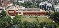 Day School near Asharfabad, Lucknow, Bal Vidya Mandir Senior Secondary School,  Railway Station, Station Road Opp: Charbagh,  Railwaystation, Lucknow