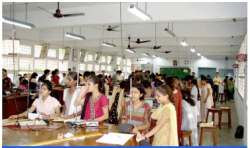 V. G. Vaze College of Arts, Science and Commerce Galley Image 2