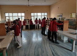 Modern Shanti Niketan Public School Galley Image 4