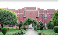 Schools in Fatehpuri, Delhi, PRESENTATION CONVENT SENIOR SECONDARY SCHOOL, Shyama Prasad Mukherji Marg, Between Red Fort & Old Delhi Railway Station, Baba More Sarai,Old Delhi, Delhi