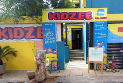 KIDZEE Galley Image 2