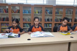 Sri Shaarade Vidyaniketan, 2nd Stage,Kumaraswamy Layout, Bengaluru