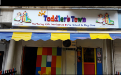 Toddler's Town Galley Image 2